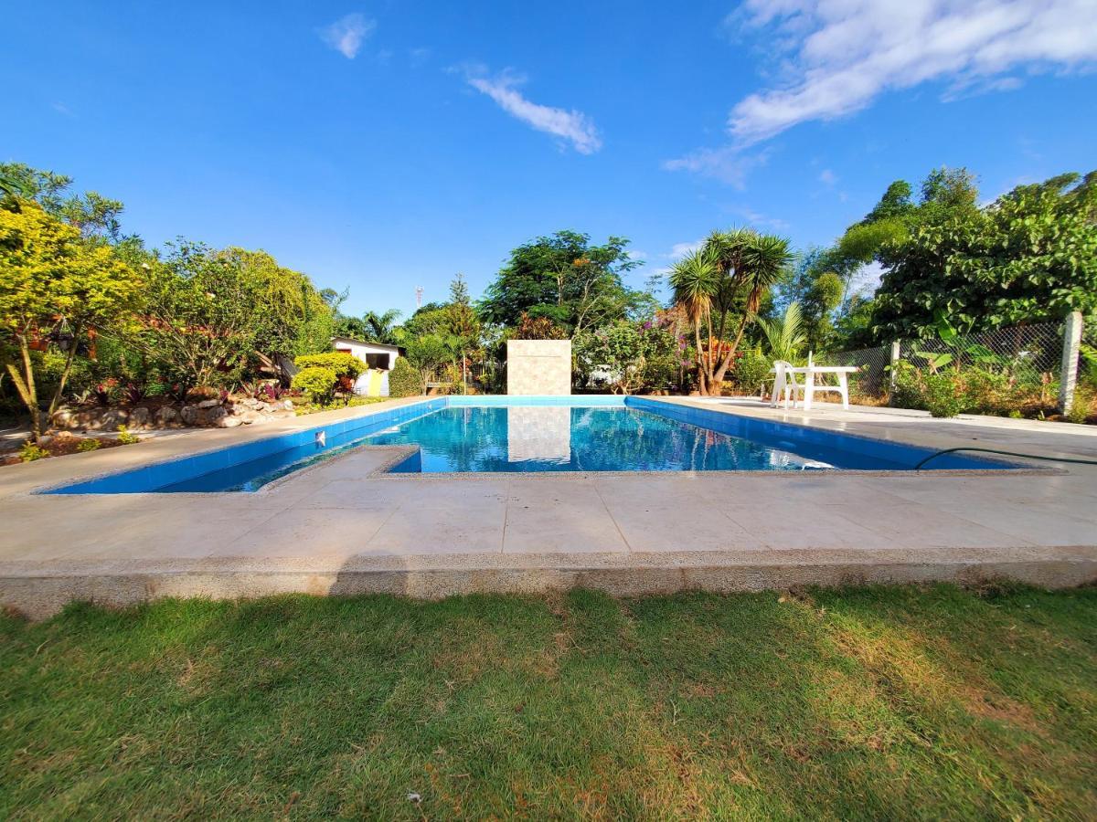 Casa Blanca Hortencia Sucua Exterior foto